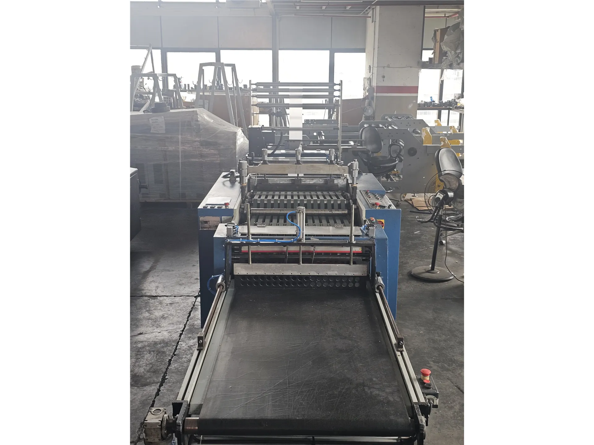 Güriş TY-650 Modern Mekanik Sistemli Yan Kesim Makinesi